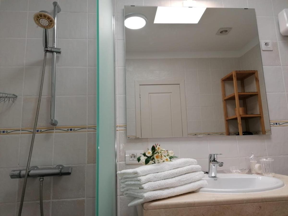 Casa Rosa Villa ปูแอร์โตกาเลโร ภายนอก รูปภาพ