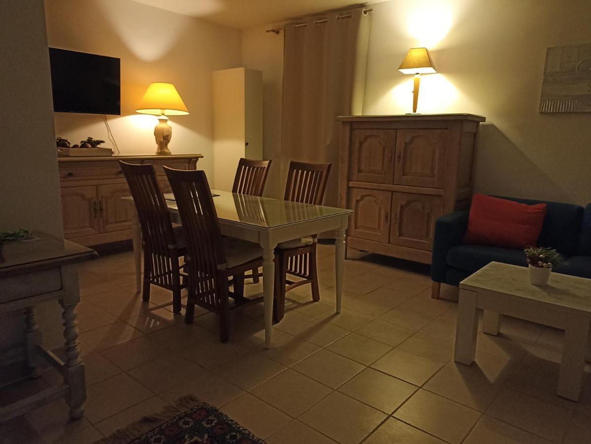 Casa Rosa Villa ปูแอร์โตกาเลโร ภายนอก รูปภาพ